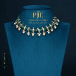 PEARLS SHORT NECKLACE