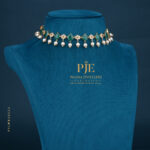 PEARLS SHORT NECKLACE