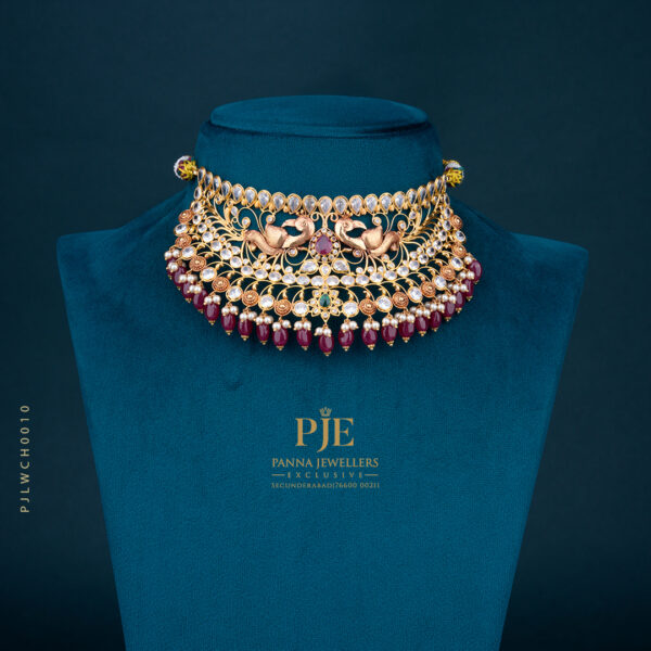 GOLD NAKSHI CHOKER