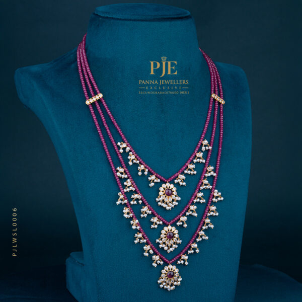 PEARLS SATHLADA NECKLACE