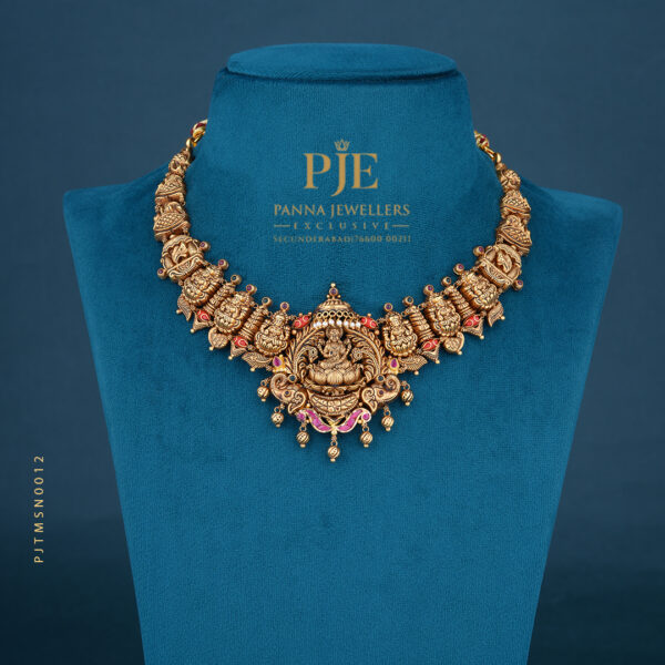 TEMPLE SHORT NECKLACE