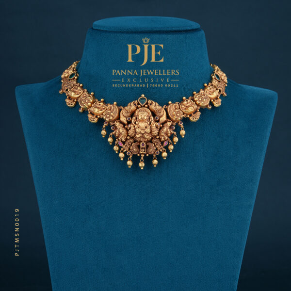 TEMPLE SHORT NECKLACE