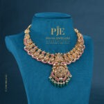 TEMPLE SHORT NECKLACE