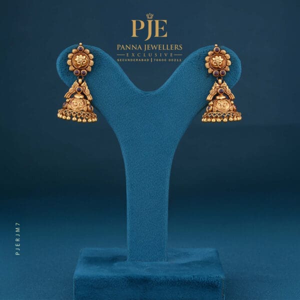 Gold Jhumka | 8.96 Gram