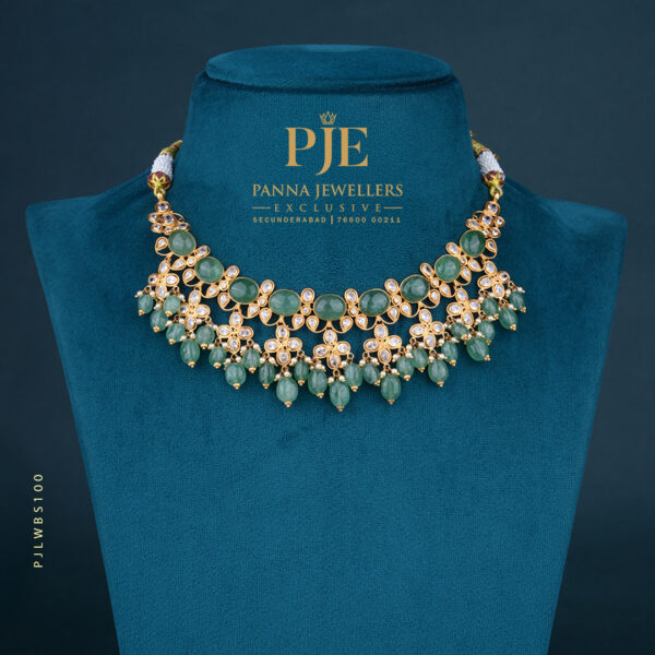Pearls Short Necklace