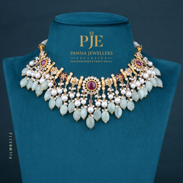 Pearls Short Necklace
