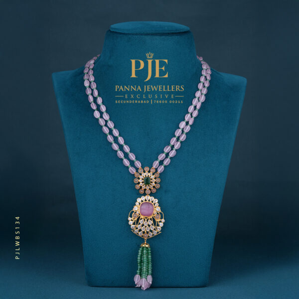Pearls Short Necklace