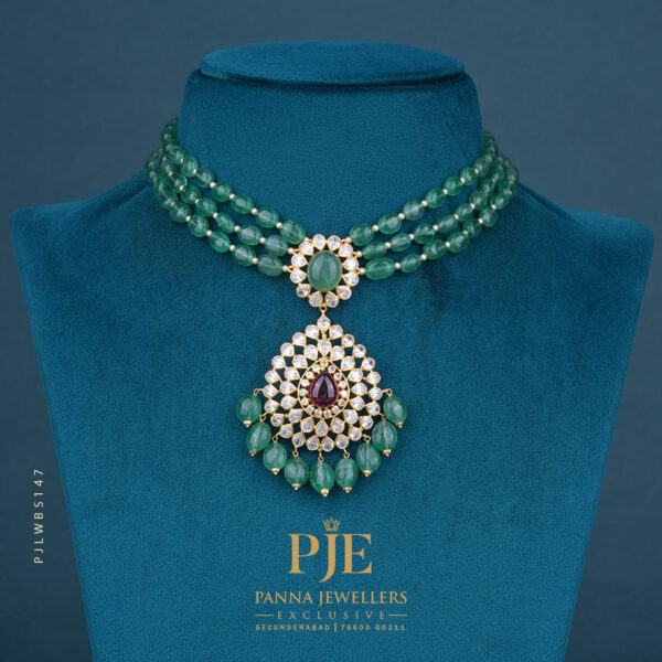 Pearls Short Necklace