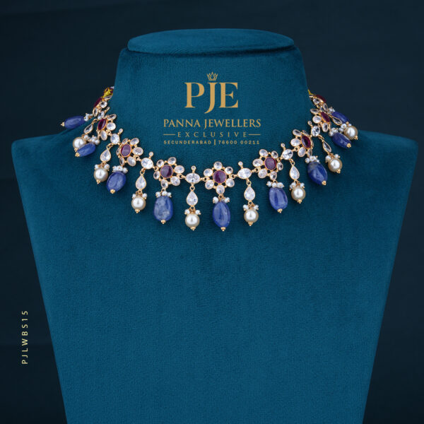 Pearls Short Necklace