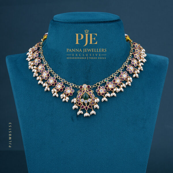 Pearls Short Necklace