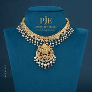 Pearls Short Necklace | 23.30 Grams