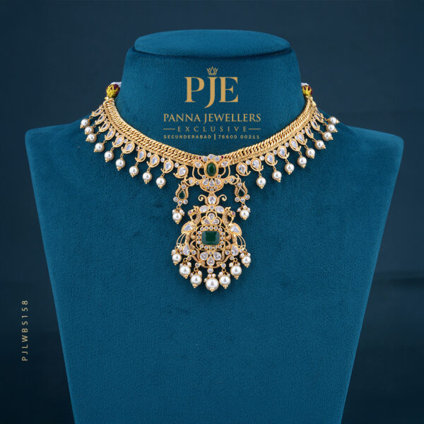 Pearls Short Necklace