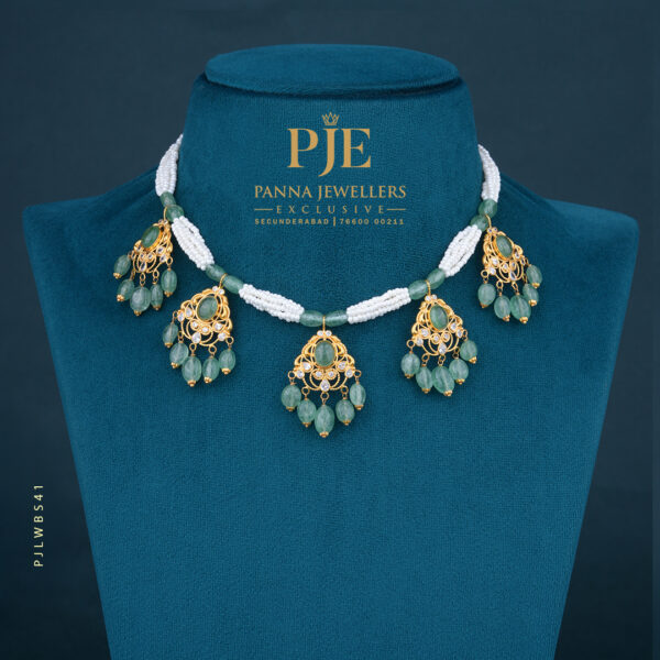 Pearls Short Necklace
