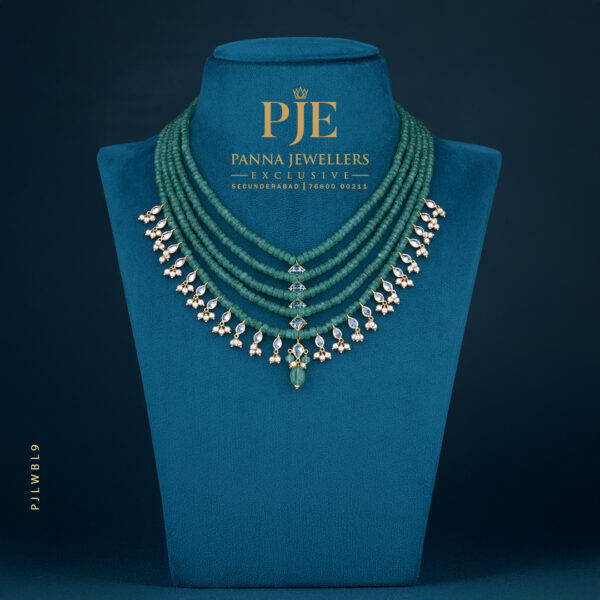 Pearls Short Necklace