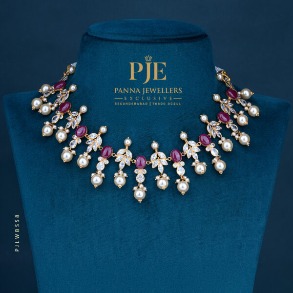 Pearls Short Necklace
