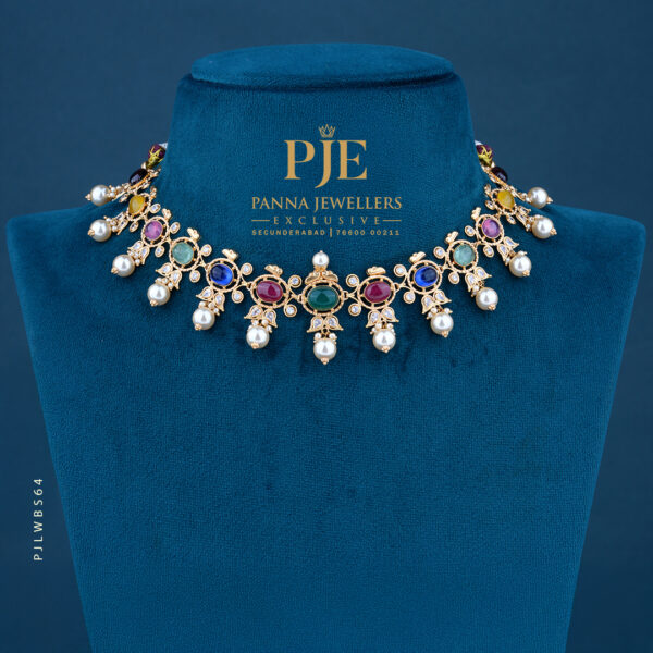 Pearls Short Necklace