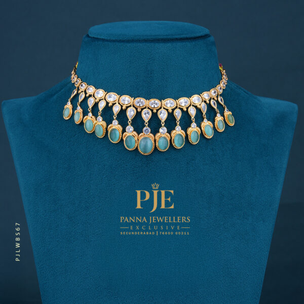 Pearls Short Necklace