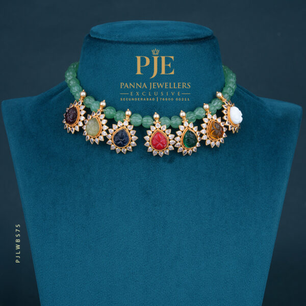 Pearls Short Necklace