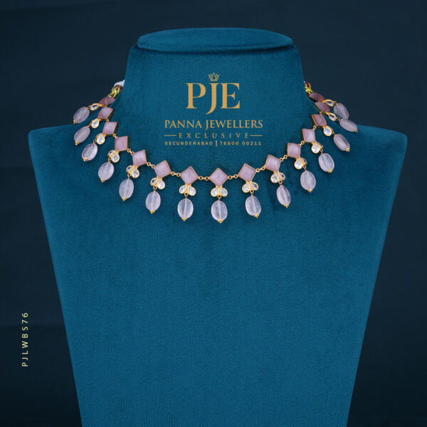 Pearls Short Necklace