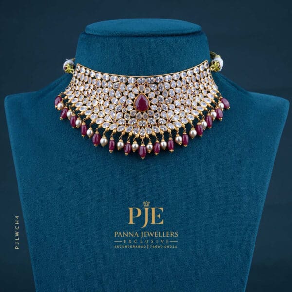 Gold Nakshi Choker 16.83 Gram