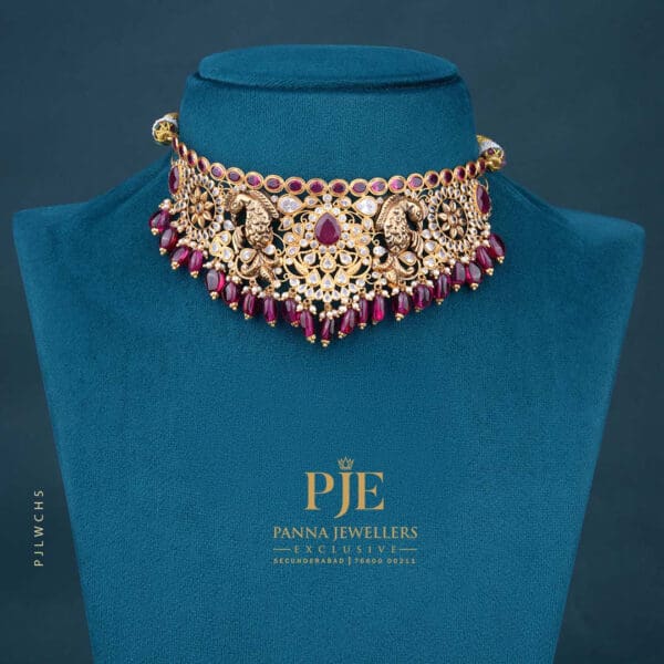 Gold Nakshi Choker 18.90 Gram