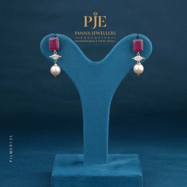 Gold Earrings | 3.30 Gram