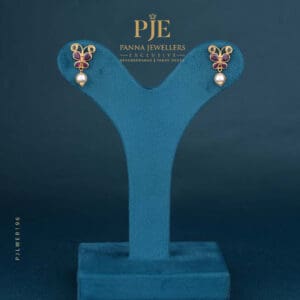 GOLD EARRINGS 1.79 Gram