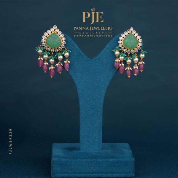 Gold Earrings | 9.01 Gram