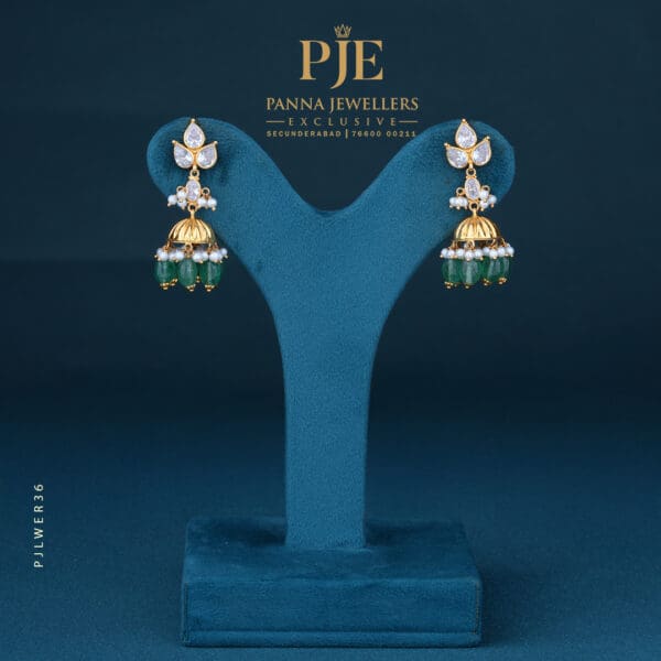 Gold Earrings | 7.10 Gram
