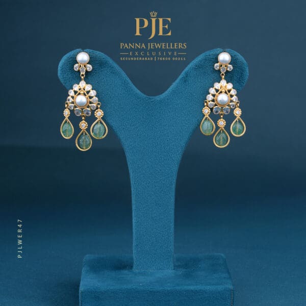 Gold Earrings | 6.72 Gram