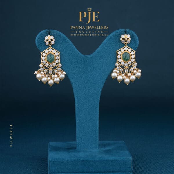 Gold Earrings | 7.62 Gram
