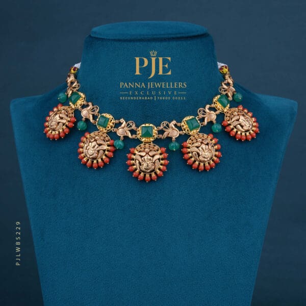 Pearls Short Necklace | 25.77 Gram