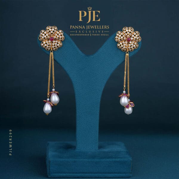 Gold Earrings | 8.05 Gram