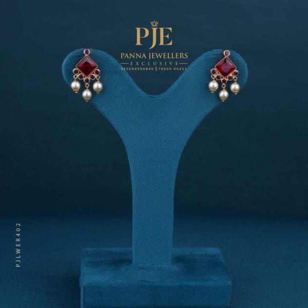 Gold Earrings | 2.77 Gram