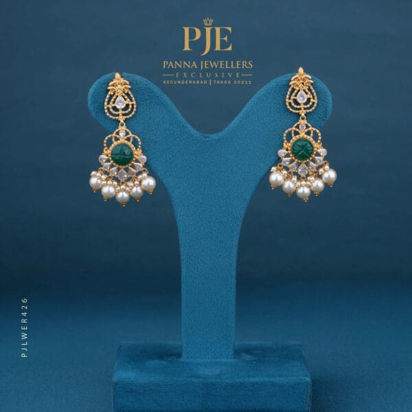 Gold Earrings | 7.47 Gram
