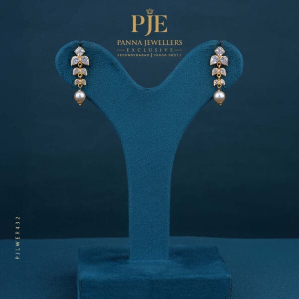 Gold Earrings | 2.09 Gram