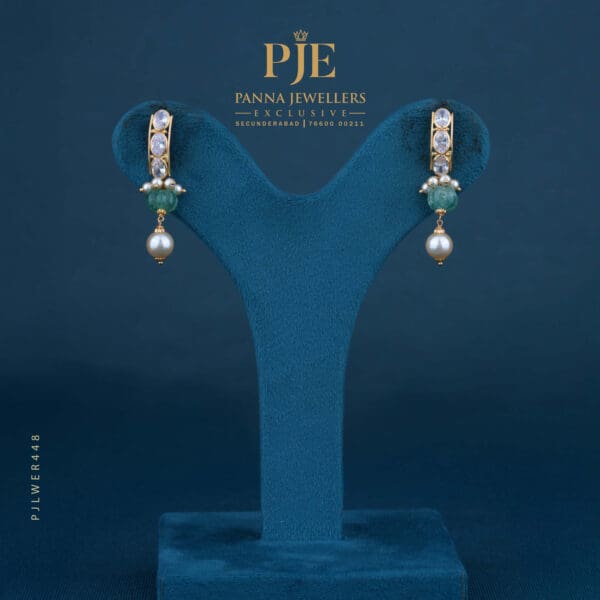 Gold Earrings | 2.64 Gram
