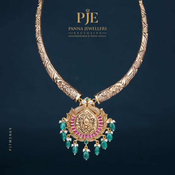Temple Short Necklace | 22.61 Gram