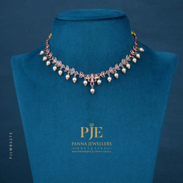 PEARLS SHORT NECKLACE | 21.37 grams
