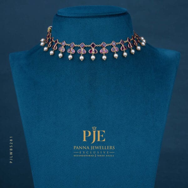 PEARLS SHORT NECKLACE | 21.37 grams