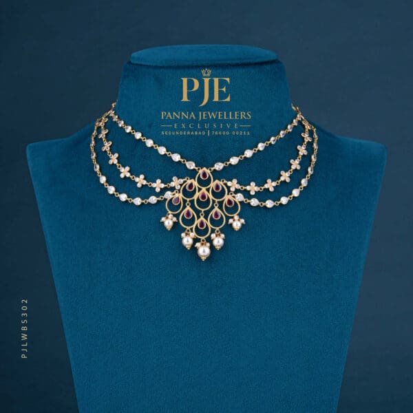 PEARLS SHORT NECKLACE | 11.86 grams