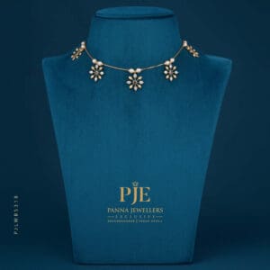 PEARLS SHORT NECKLACE 3.72 Gram