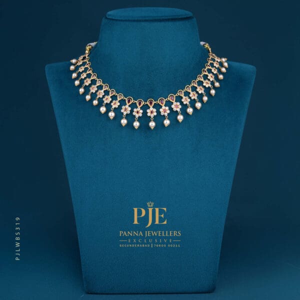 PEARLS SHORT NECKLACE | 11.91 grams