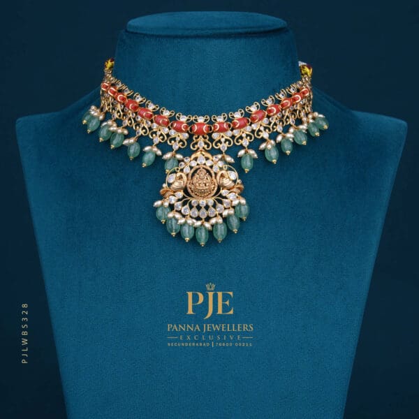 PEARLS SHORT NECKLACE | 20.44 grams