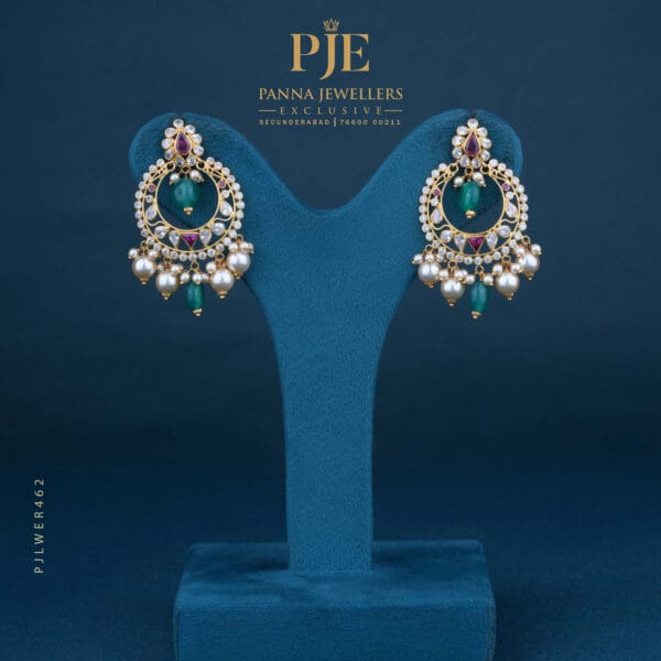 Gold Earrings | 6.10 Grams