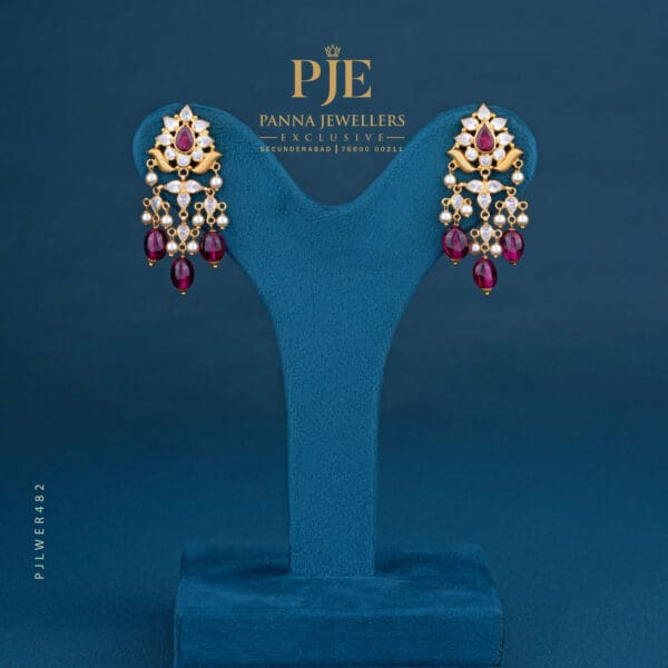 GOLD EARRINGS | 5.09 grams