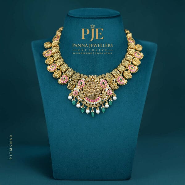 TEMPLE SHORT NECKLACE | 58.41 grams