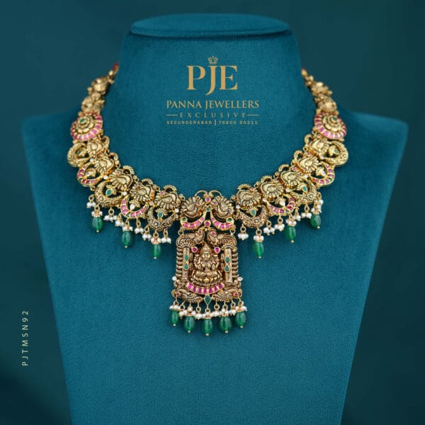 TEMPLE SHORT NECKLACE | 42.89 grams
