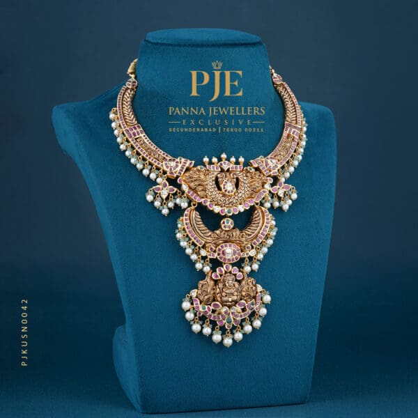 KUNDAN SHORT NECKLACE | 84.06 grams