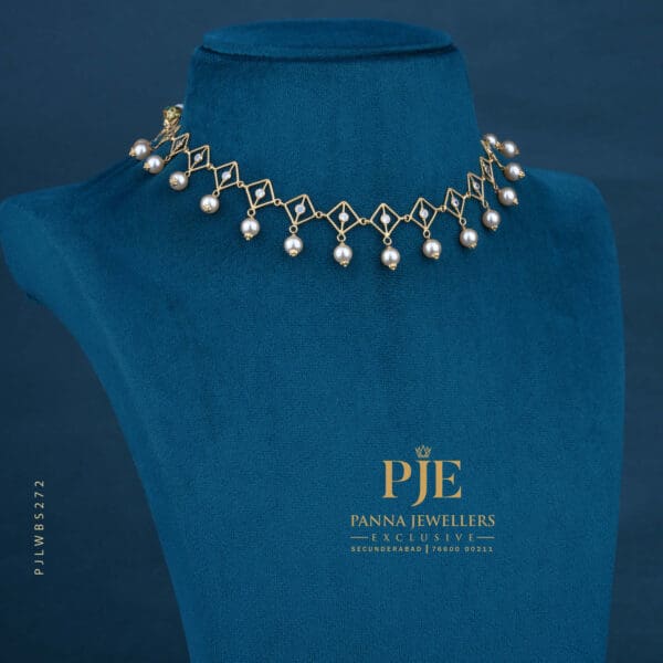 PEARLS SHORT NECKLACE | 7.31 grams